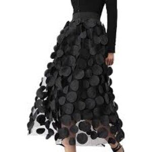 Black Textured Circle Appliqué Skirt - XXL - HS0194